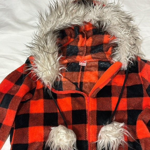 Holiday Time Red & Black Onesie Buffalo Plaid One Piece Pajamas - size M - Picture 4 of 11